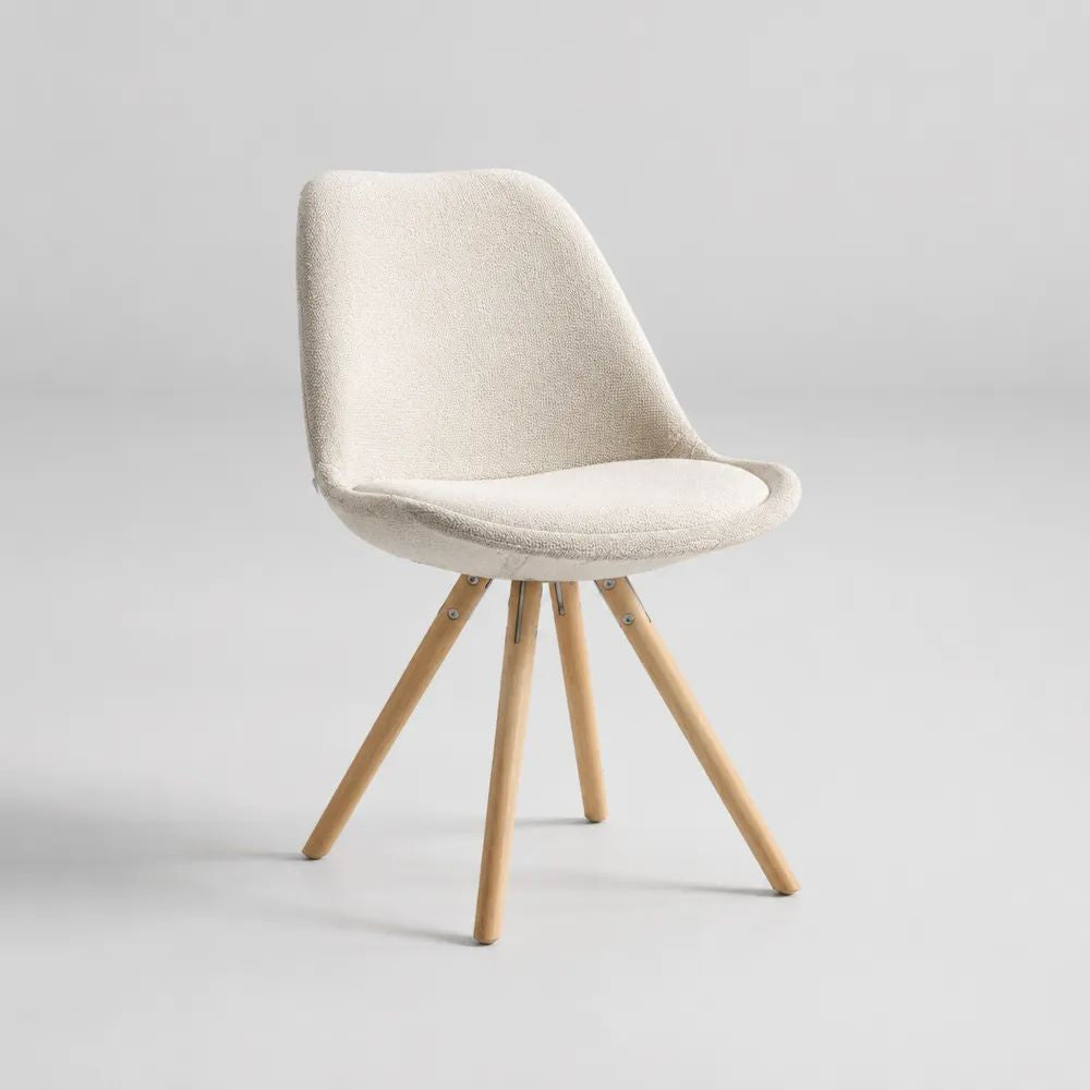 Chaise de salle à manger rembourrée en polyester bouclé écru, dossier incurvé et pieds en hêtre massif, 49 × 55 × 82 cm